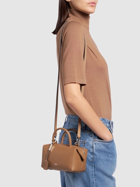 Max Mara: Small Holdall leather top handle bag - Coloniale - women_1 | Luisa Via Roma