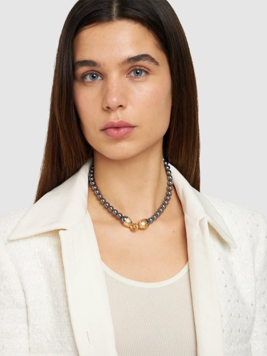 Timeless Pearly: Chunky pearl necklace - Grey/Gold - women_1 | Luisa Via Roma
