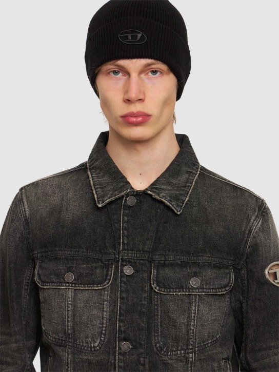 Diesel: Logo embroidery wool & cotton beanie - men_1 | Luisa Via Roma