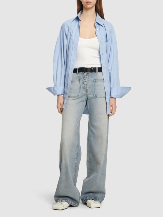 Courreges: Jeans de denim de algodón - Azul - women_1 | Luisa Via Roma