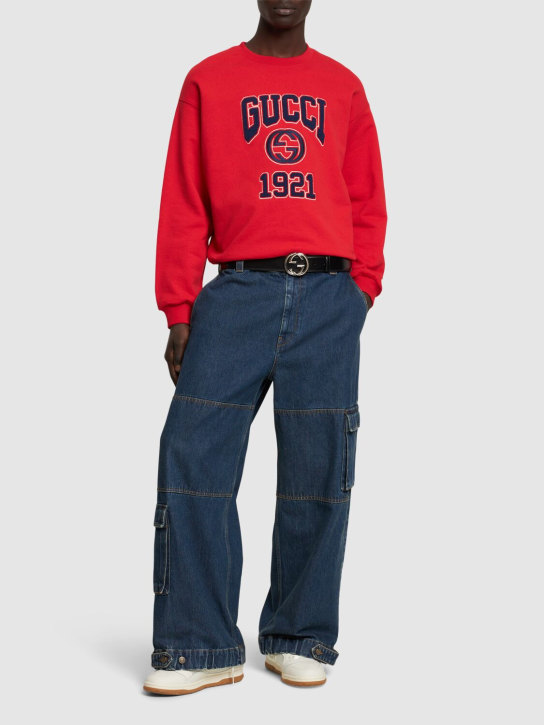 Gucci: Sweat-shirt en coton léger à col ras-du-cou - Live Red - men_1 | Luisa Via Roma