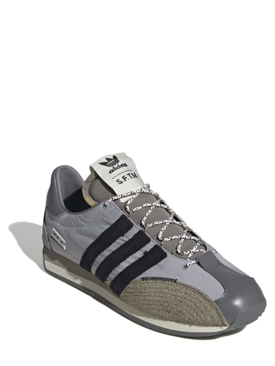 adidas Originals: Song for the Mute Country OG sneakers - Grey/Black - men_1 | Luisa Via Roma