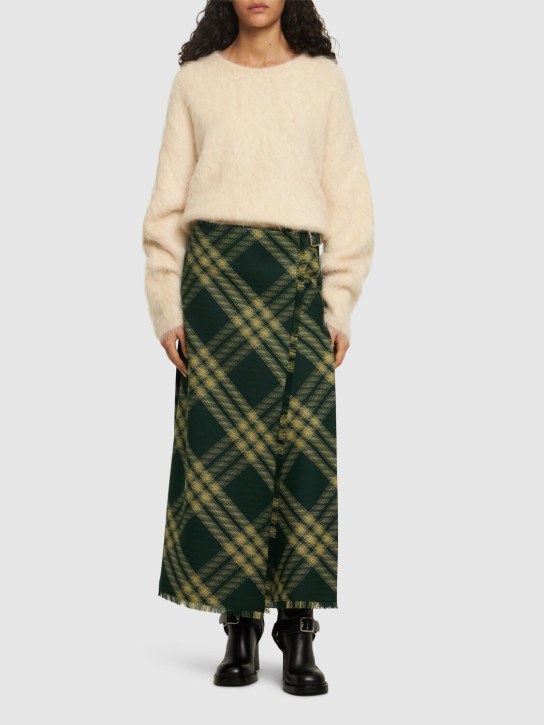 Burberry: Check knit long wrap kilt skirt - Green/Yellow - women_1 | Luisa Via Roma