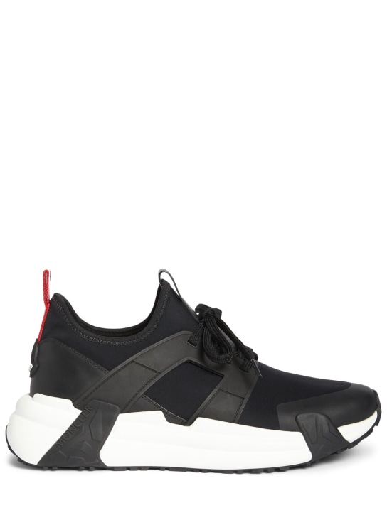 Moncler: 5.5cm Lunarove tech sneakers - Black - men_0 | Luisa Via Roma