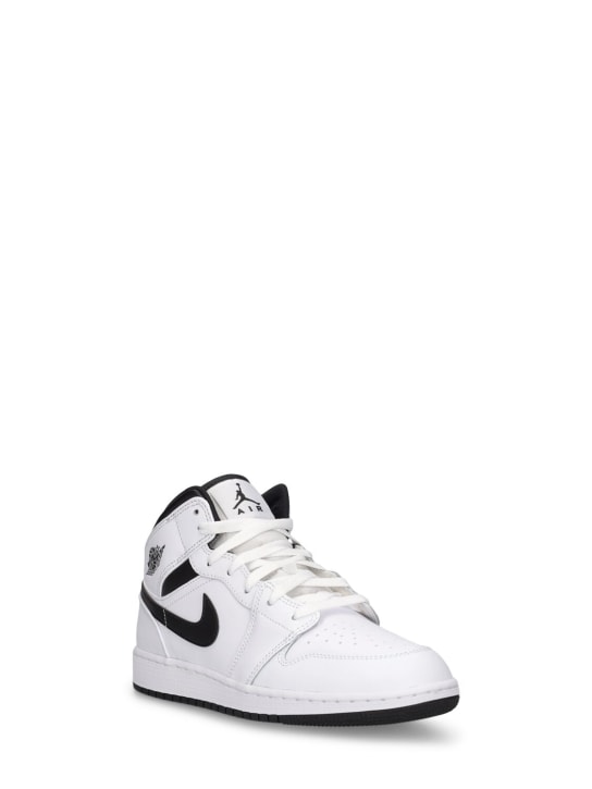 Nike: Air Jordan 1 Mid sneakers - White/Black - kids-boys_1 | Luisa Via Roma