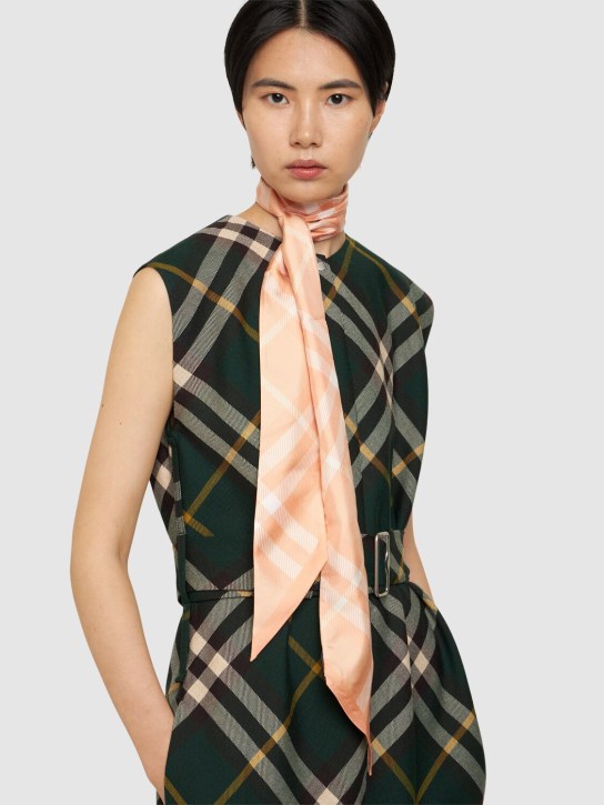 Burberry: Large vintage silk skinny scarf - Peach - women_1 | Luisa Via Roma