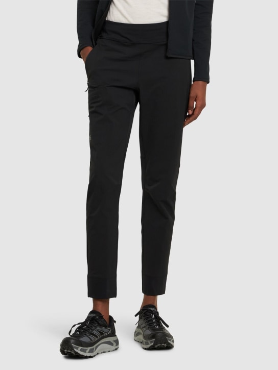 Hoka: Mafate Speed 2 sneakers - Black/Castle - women_1 | Luisa Via Roma