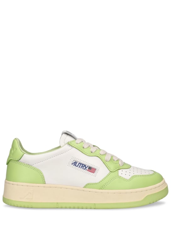 Autry: Medalist low leather sneakers - White/Green - women_0 | Luisa Via Roma
