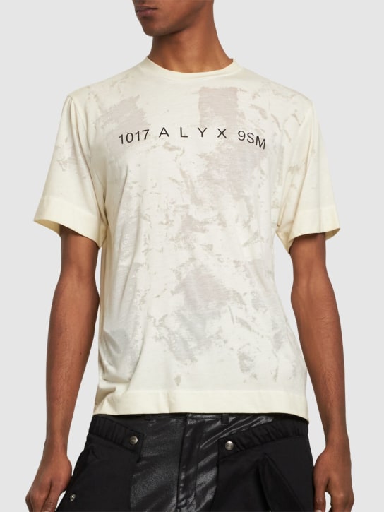 1017 Alyx 9sm: Logo print translucent s/s t-shirt - men_2 | Luisa Via Roma