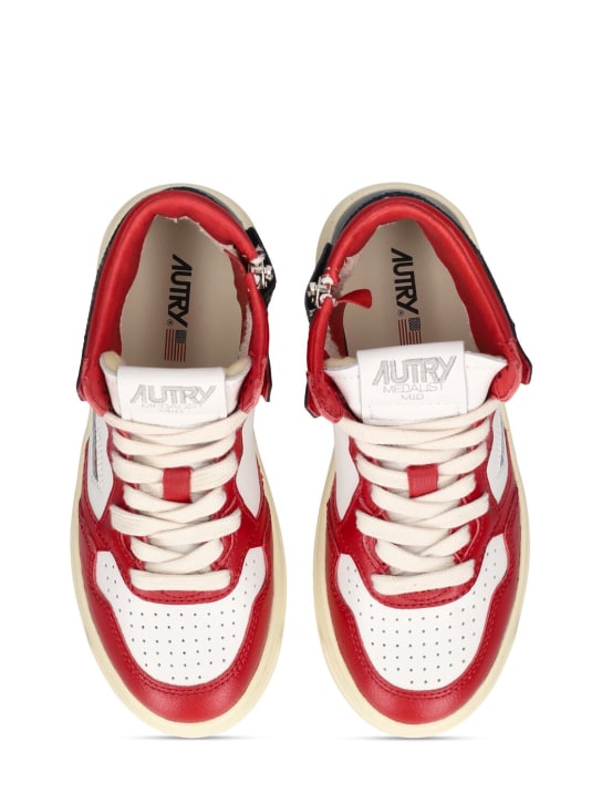 Autry: Medalist two-tone mid sneakers - Multicolor - kids-girls_1 | Luisa Via Roma