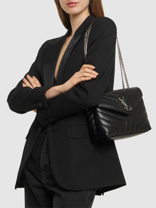 Saint Laurent: Small Loulou quilted leather bag - Siyah - women_1 | Luisa Via Roma