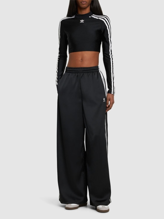 adidas Originals: 三条纹短款长袖T恤 - 黑色 - women_1 | Luisa Via Roma