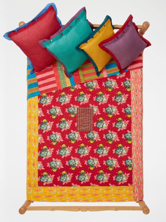LISA CORTI: Gudri reversible bedspread - Pink - ecraft_1 | Luisa Via Roma