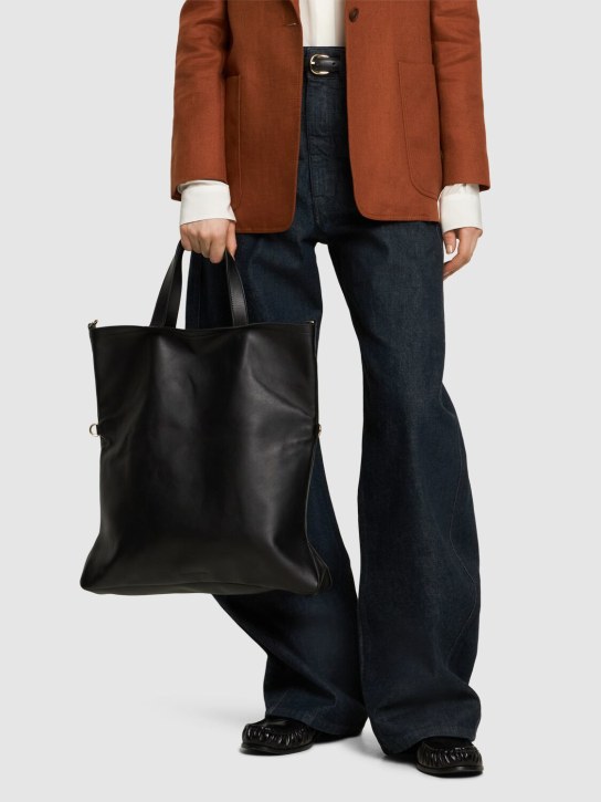 Dries Van Noten: Shopping leather bag - Black - women_1 | Luisa Via Roma