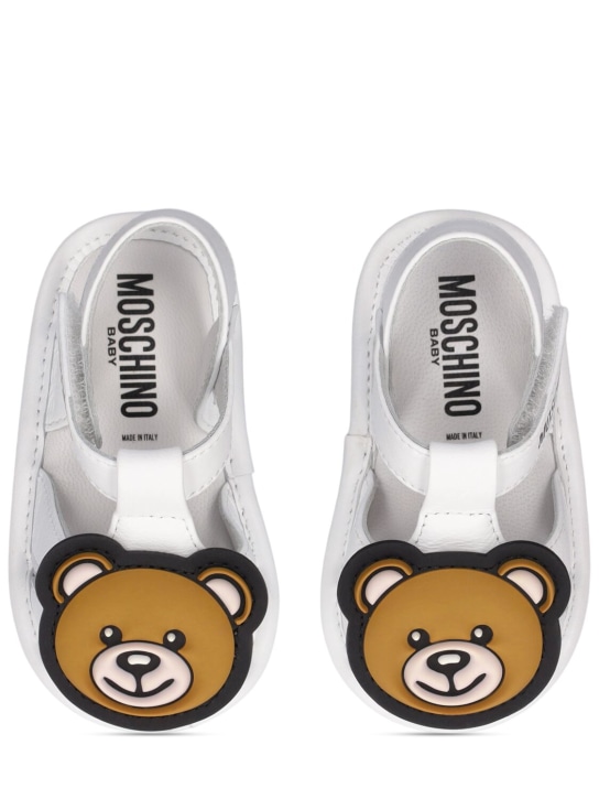 Moschino: 小熊贴片皮革凉鞋 - 白色 - kids-girls_1 | Luisa Via Roma