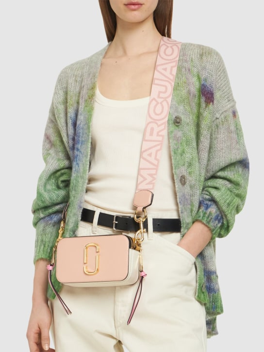 Marc Jacobs: The Snapshot leather shoulder bag - Rose Multi - women_1 | Luisa Via Roma