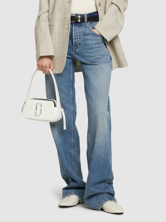 Marc Jacobs: The Slingshot leather shoulder bag - Beyaz - women_1 | Luisa Via Roma