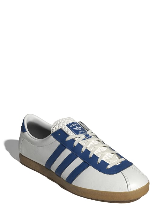 adidas Originals: London sneakers - Beyaz/Mavi - women_1 | Luisa Via Roma