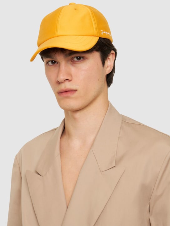 Jacquemus: La Casquette Jacquemus cotton hat - Dark Orange - men_1 | Luisa Via Roma