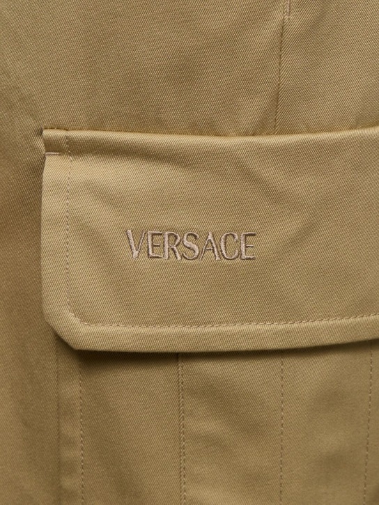 Versace: Cotton gabardine cargo pants - Beige - men_3 | Luisa Via Roma