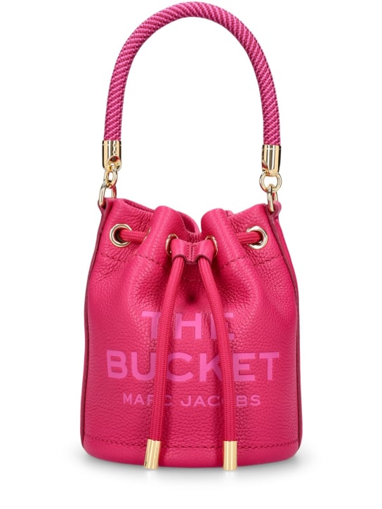 Marc Jacobs: Bolso bucket The Mini de piel - Lipstick Pink - women_0 | Luisa Via Roma