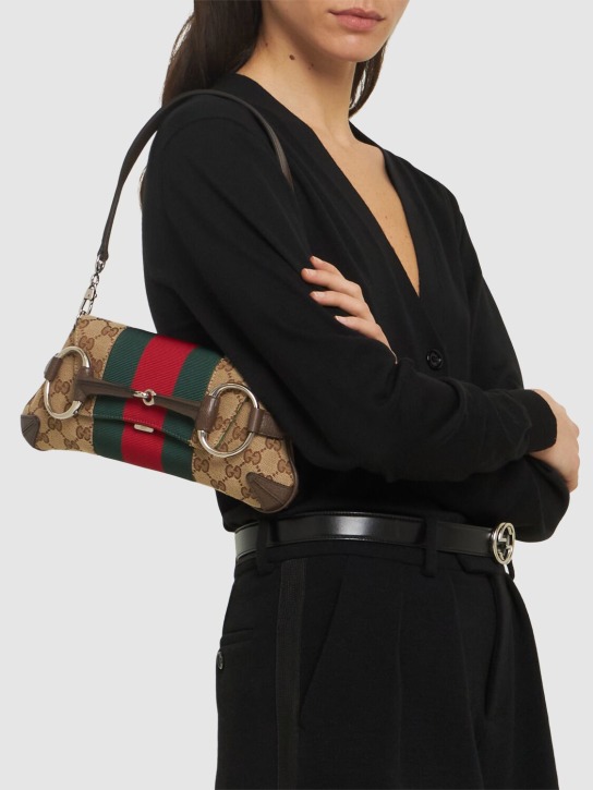 Gucci: Small Gucci Horsebit Chain GG canvas bag - Ebenholz - women_1 | Luisa Via Roma