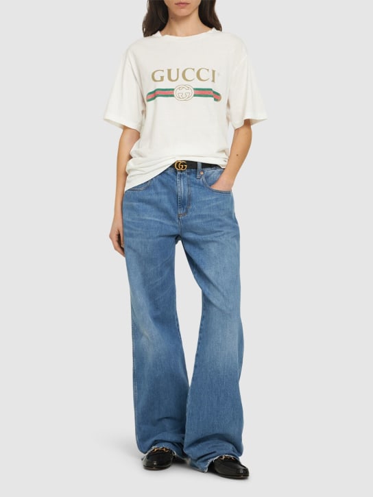 Gucci: T-SHIRT AUS BAUMWOLLJERSEY MIT VINTAGELOGO - Weiß - women_1 | Luisa Via Roma