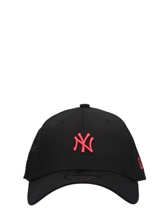 New Era: Casquette trucker NY Yankees 9Forty - Noir/Rouge - men_0 | Luisa Via Roma