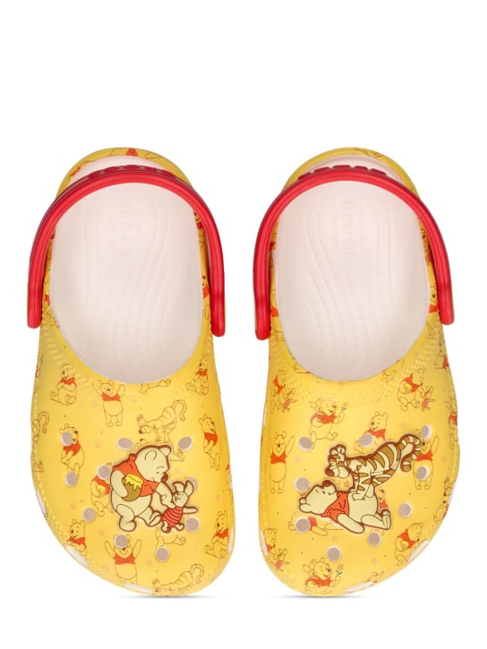 Crocs: Winnie The Pooh印花橡胶凉鞋 - 黄色 - kids-boys_1 | Luisa Via Roma