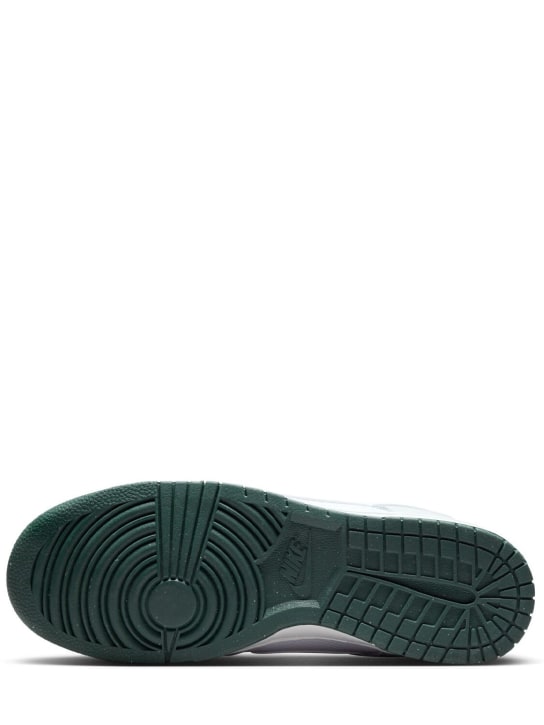 Nike: Dunk Low Retro sneakers - White/Grey - men_4 | Luisa Via Roma