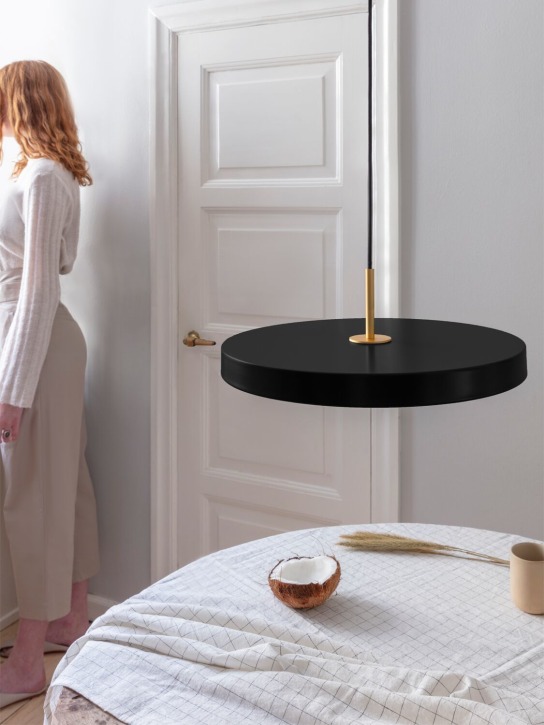 Umage: Asteria Plus medium black pendant lamp - Black - ecraft_1 | Luisa Via Roma