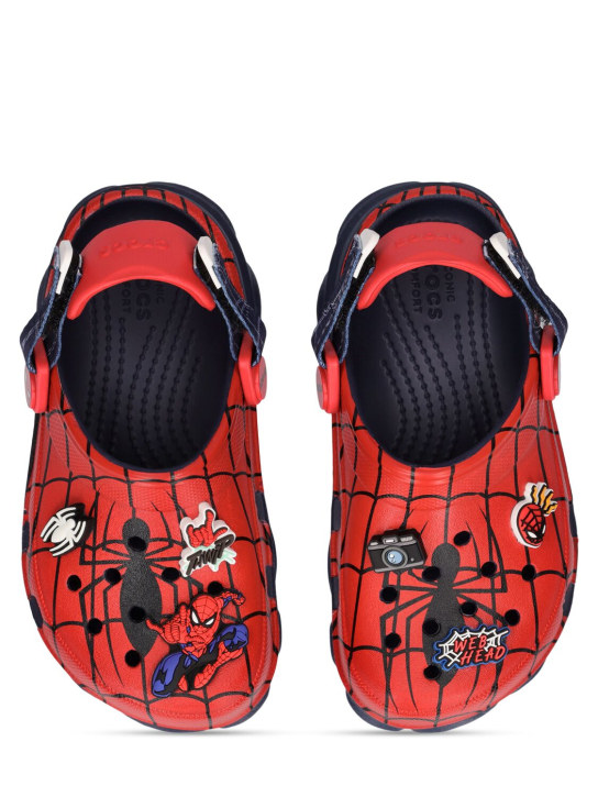 Crocs: Crocs en caoutchouc imprimé Spiderman - Rouge/Bleu Marine - kids-boys_1 | Luisa Via Roma