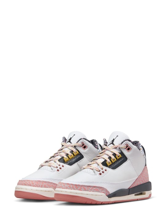 Nike: Air Jordan 3 Retro sneakers - White/Anthracite - kids-girls_1 | Luisa Via Roma