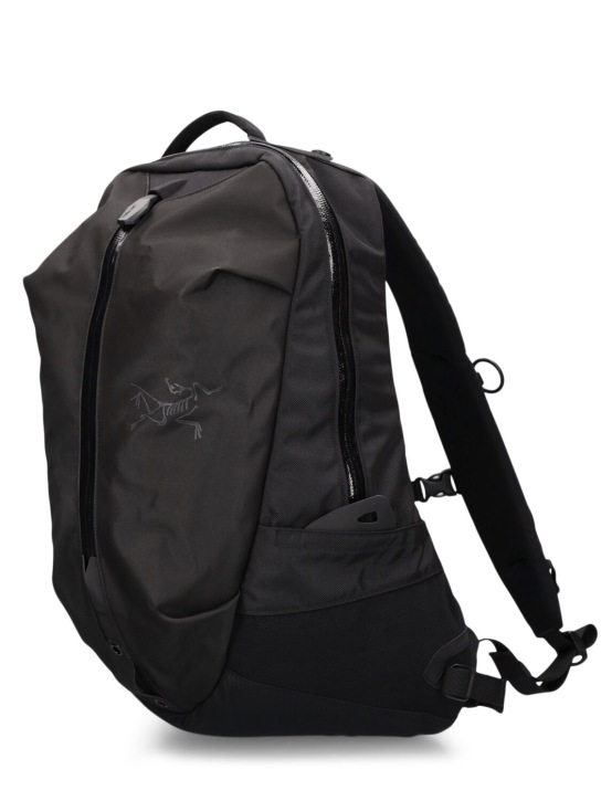 Arc'teryx: Rucksack mit Logo „Arro“ - men_1 | Luisa Via Roma