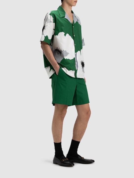 Valentino: Kurzärmliges Hemd aus Baumwolle - Grün - men_1 | Luisa Via Roma