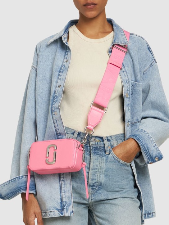 Marc Jacobs: The Snapshot leather shoulder bag - Petal Pink - women_1 | Luisa Via Roma