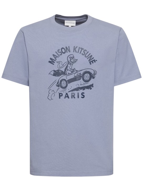Maison Kitsuné: Racing Fox コンフォートTシャツ - Duster Blue - men_0 | Luisa Via Roma