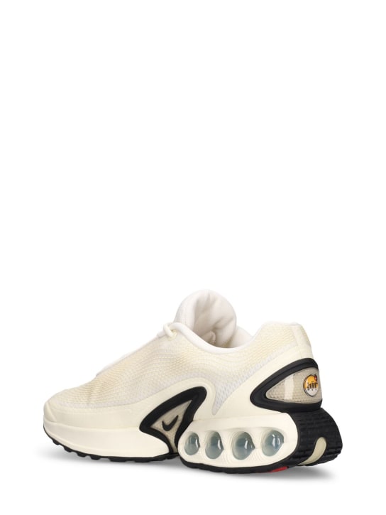 Nike: Air Max DN sneakers - White - men_3 | Luisa Via Roma