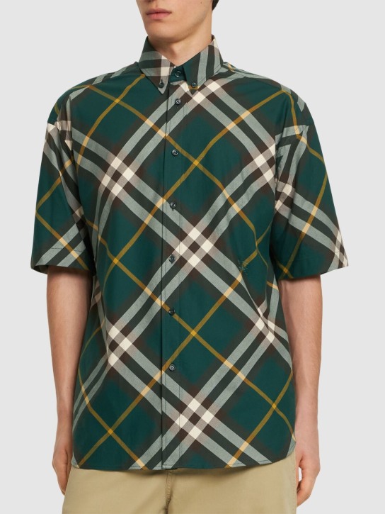 Burberry: Kariertes Hemd mit Logodruck - Ivy Green - men_2 | Luisa Via Roma