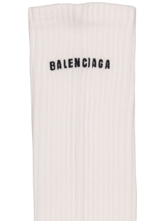 Balenciaga: Socken aus Baumwollmischung mit Unity-Motiv - Weiß - men_1 | Luisa Via Roma