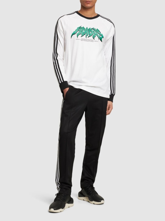 adidas Originals: T-Shirt aus Baumwolle „Flames“ - Weiß/Schwarz - men_1 | Luisa Via Roma