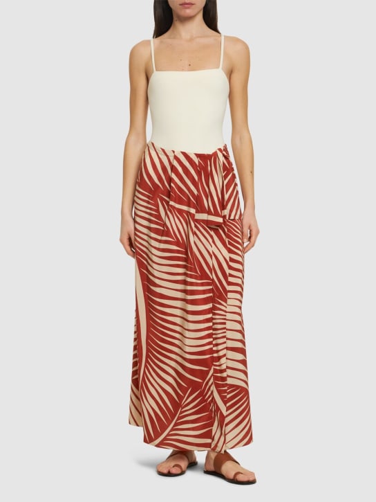Johanna Ortiz: Printed silk long wrap skirt - Red/Beige - women_1 | Luisa Via Roma