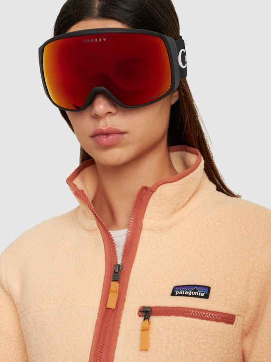 Oakley: Schutzbrille „Flight Tracker L“ - Schwarz/Rot - women_1 | Luisa Via Roma
