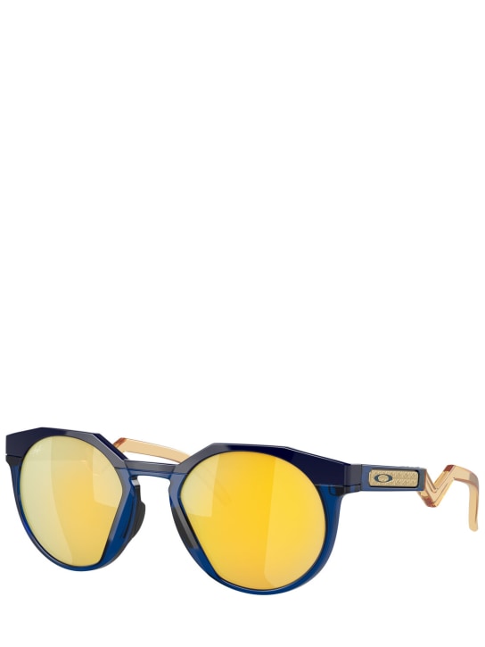 Oakley: Runde Sonnenbrille „KM HSTN Prizm“ - Gold - women_1 | Luisa Via Roma