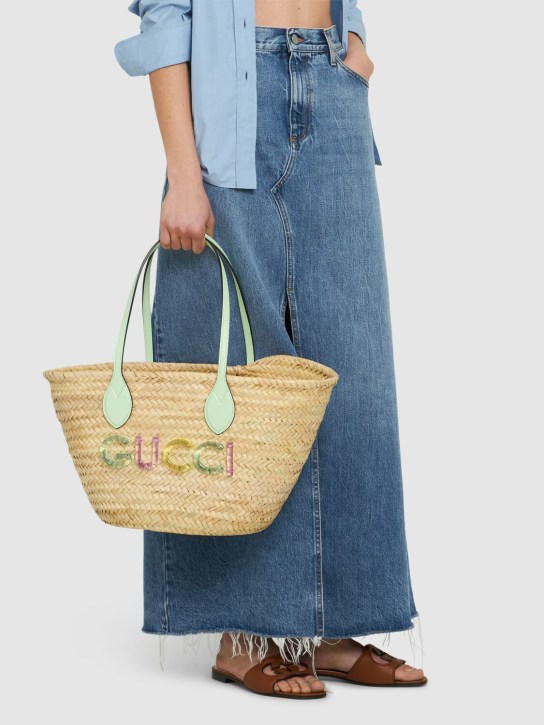 Gucci: Petit sac cabas en raphia à logo - Naturel/Multicouleur - women_1 | Luisa Via Roma