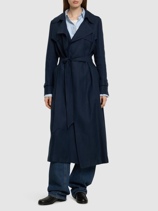 Tagliatore 0205: Carola linen trench coat - Mavi - women_1 | Luisa Via Roma