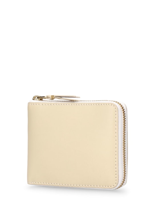 Comme des Garçons Wallet: Leather zip wallet - Off White - men_1 | Luisa Via Roma