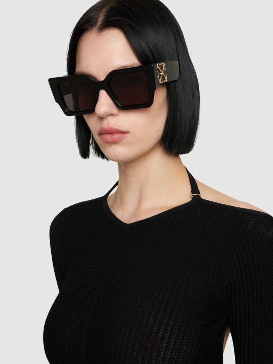 Off-White: Gafas de sol cuadradas de acetato - Negro - women_1 | Luisa Via Roma