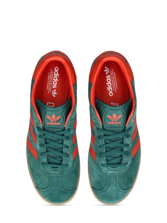 adidas Originals: Sneakers Gazelle de ante con cordones - kids-boys_1 | Luisa Via Roma