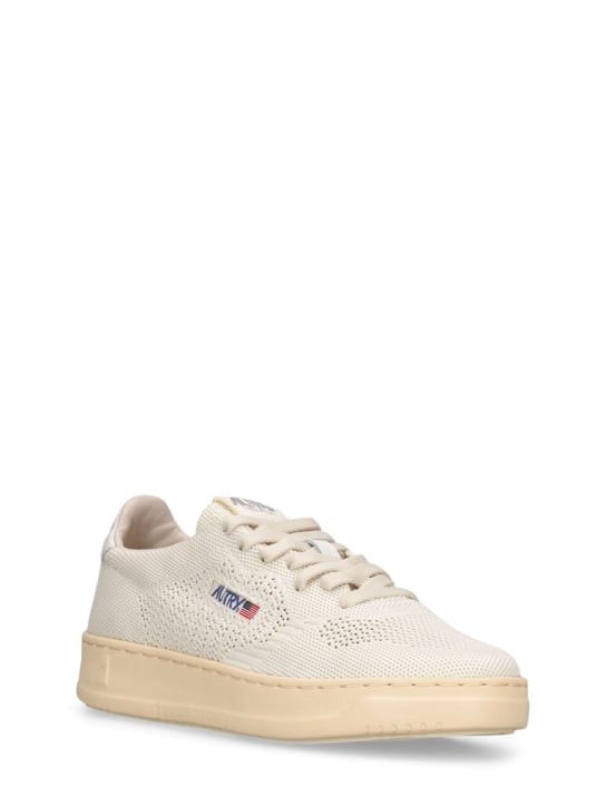 Autry: Easeknit low sneakers - men_2 | Luisa Via Roma